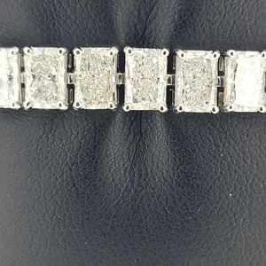 Custom jewelry piece by KC Gold and Diamond Traders