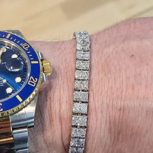 Custom jewelry piece by KC Gold and Diamond Traders