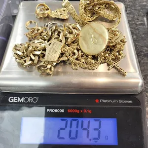 Gold jewelry piece 3 on display