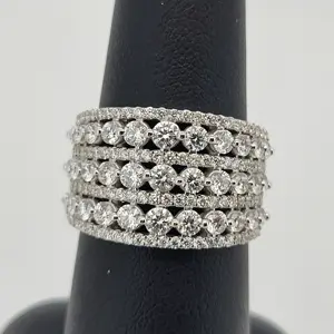 Jewelry piece 16 on display